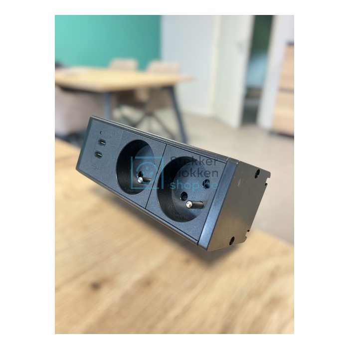 SGN 07SG1031B - OnDesk stekkerdoos zwart 2x stopcontact BE-FR 2x usb-c